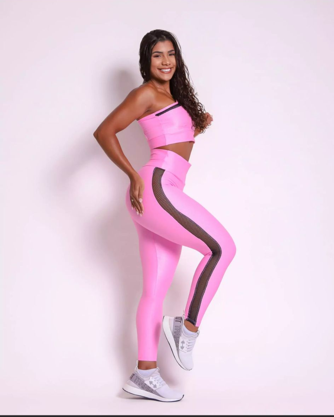 Conjunto Fitness Rosa com Legging Compressão Textura Corrida - Imagem 2