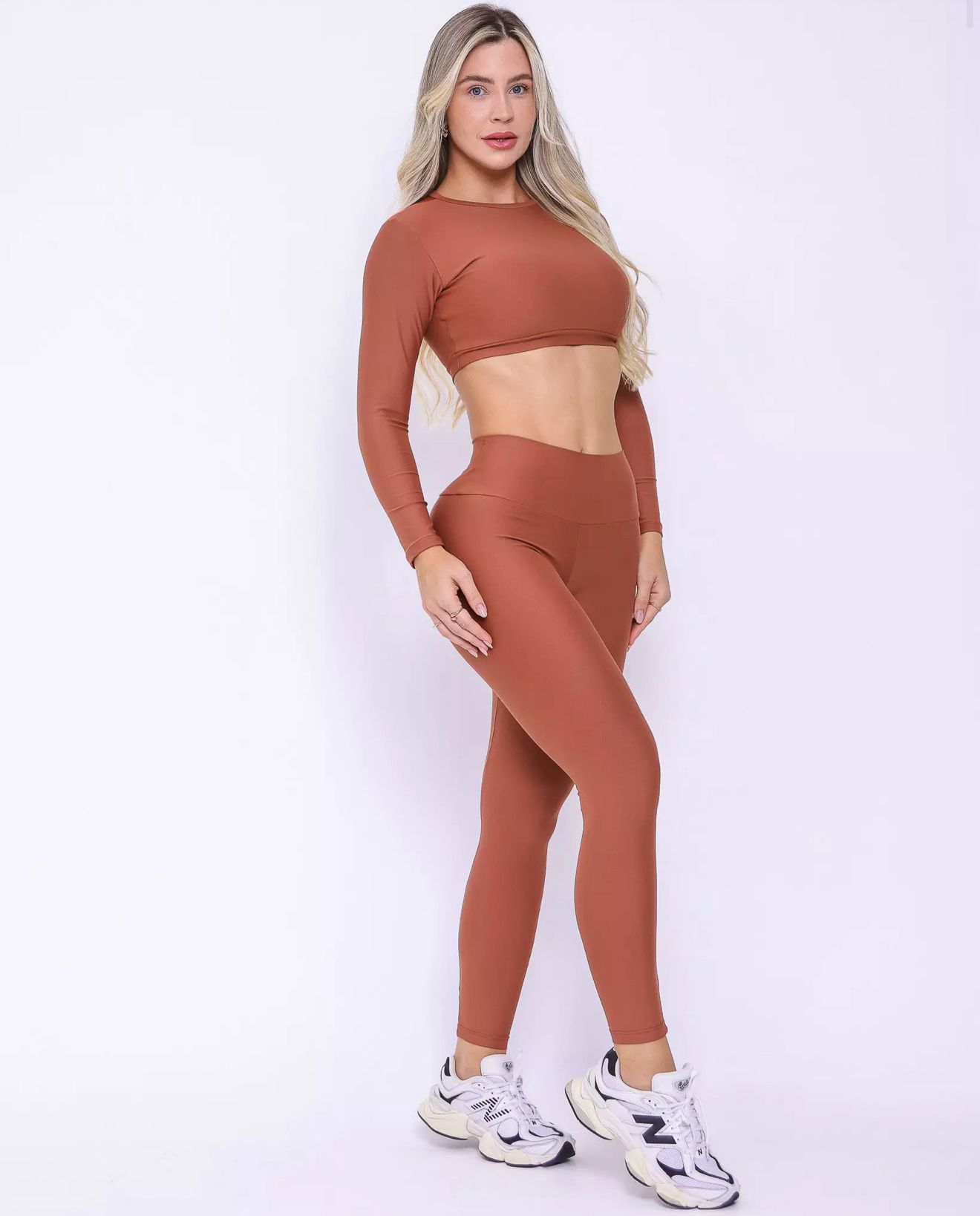 Conjunto Fitness Marrom Manga Longa lis light - Imagem 2