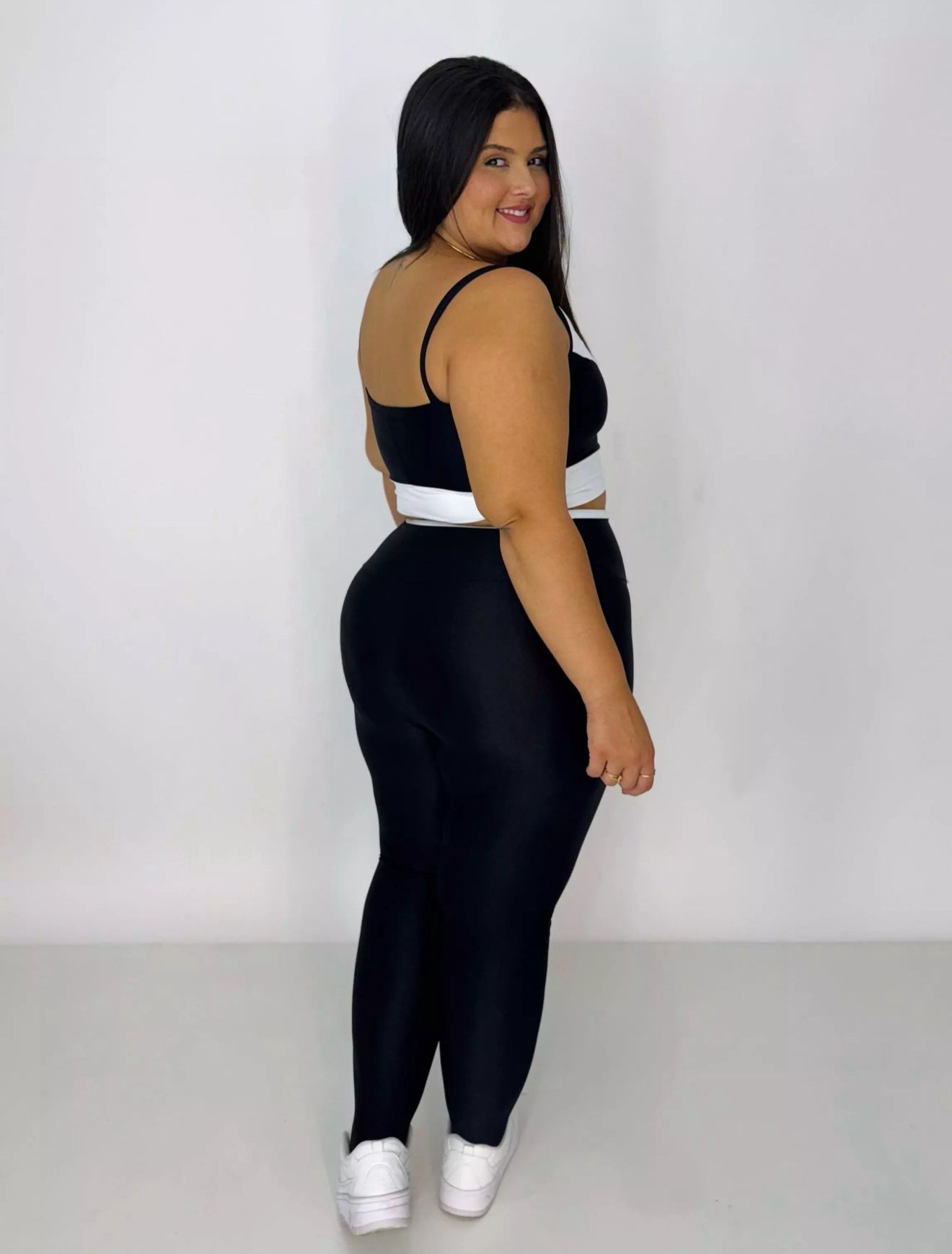Conjunto Fitness G Branco e Preto Compressão Texturizado - Imagem 3