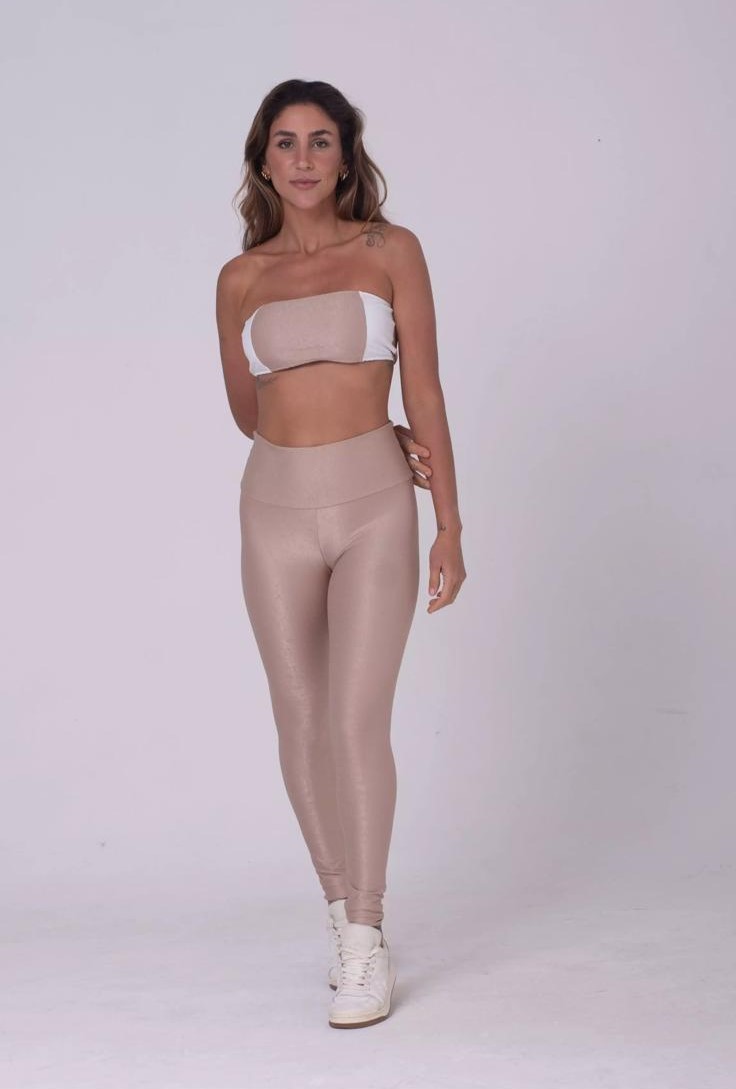 Conjunto Fitness Bicolor Cappuccino com Legging Compressão e Top Faixa Maisa