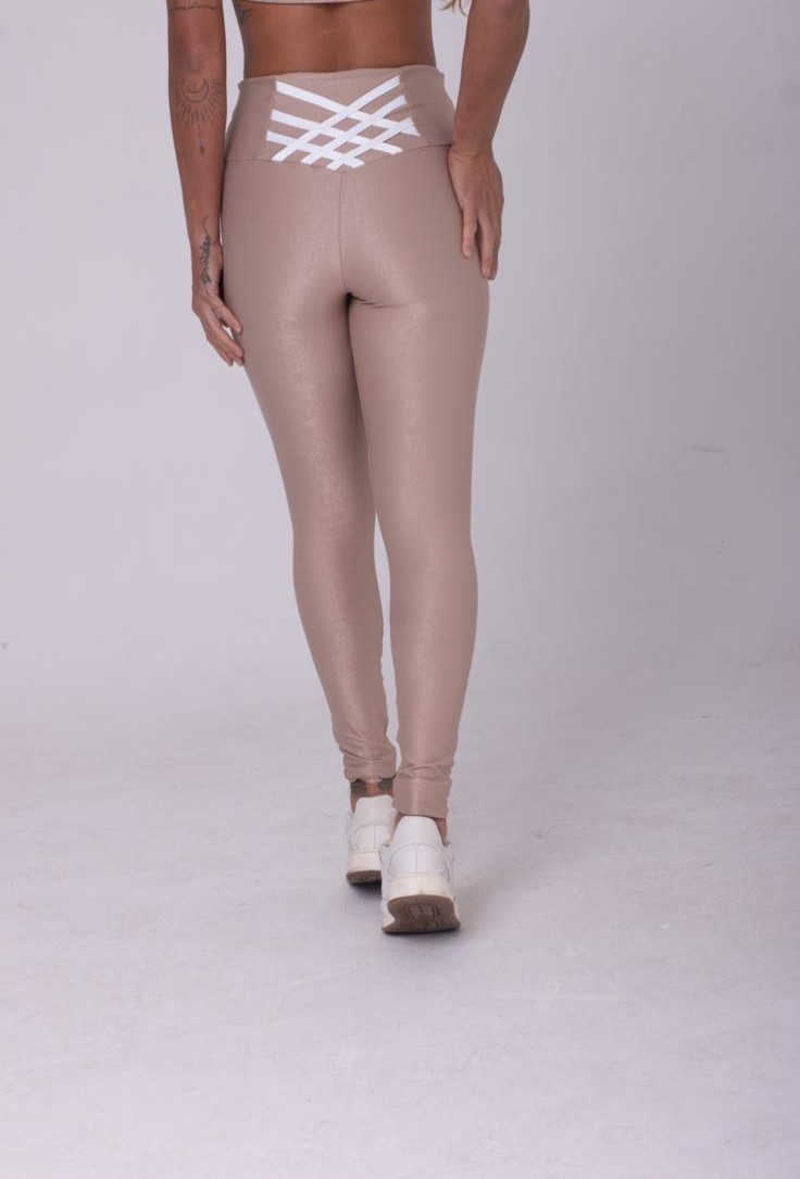 Conjunto Fitness Bicolor Cappuccino com Legging Compressão e Top Faixa Maisa - Imagem 4