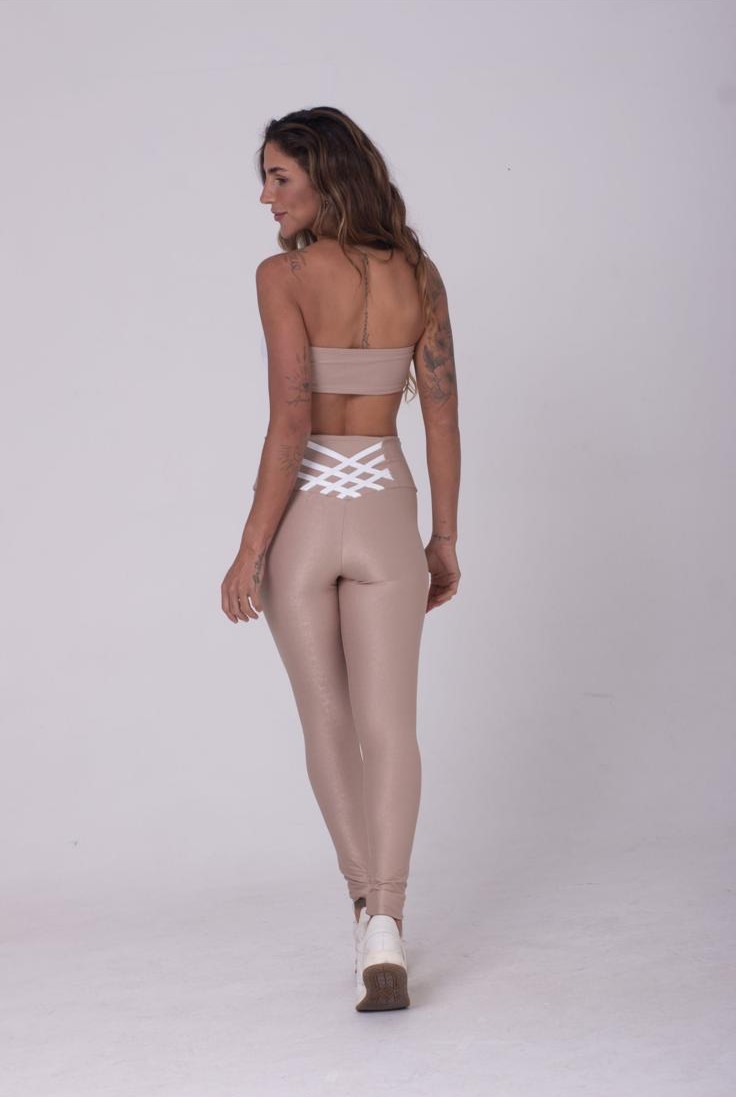 Conjunto Fitness Bicolor Cappuccino com Legging Compressão e Top Faixa Maisa - Imagem 3