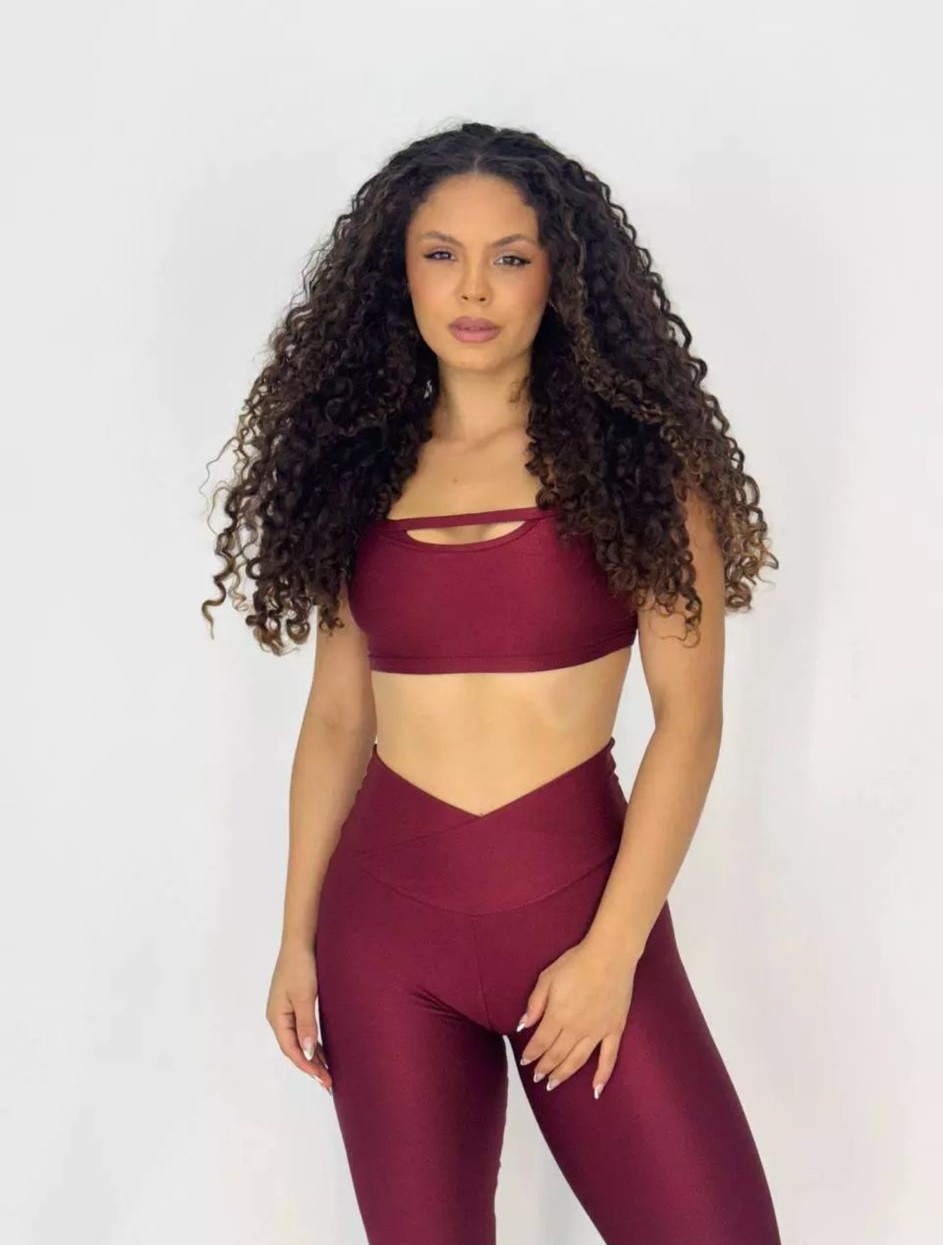 Conjunto Fitness Marsala: Legging Cos Cruzado Compressão + Top Sabrina