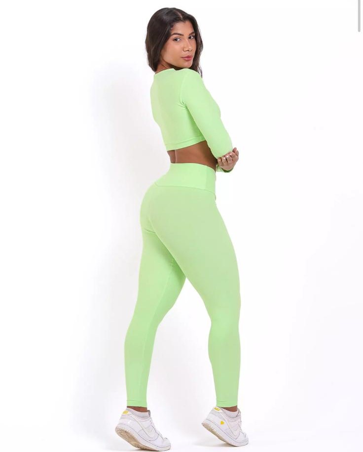 Conjunto Fitness Citrus: Calça Legging Básica Light + Top Maria - Imagem 3